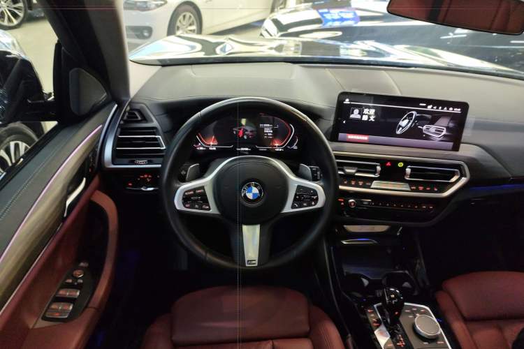 Used BMW X3 2022 Facelift xDrive30i Luxury Edition M Night Edition Package Steering Wheel