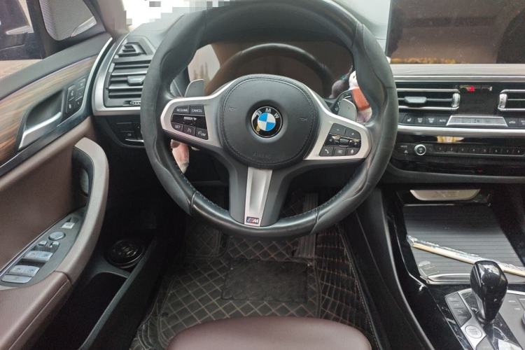 Used BMW X3 2022 Facelift xDrive30i Luxury Edition M Night Edition Package Steering Wheel