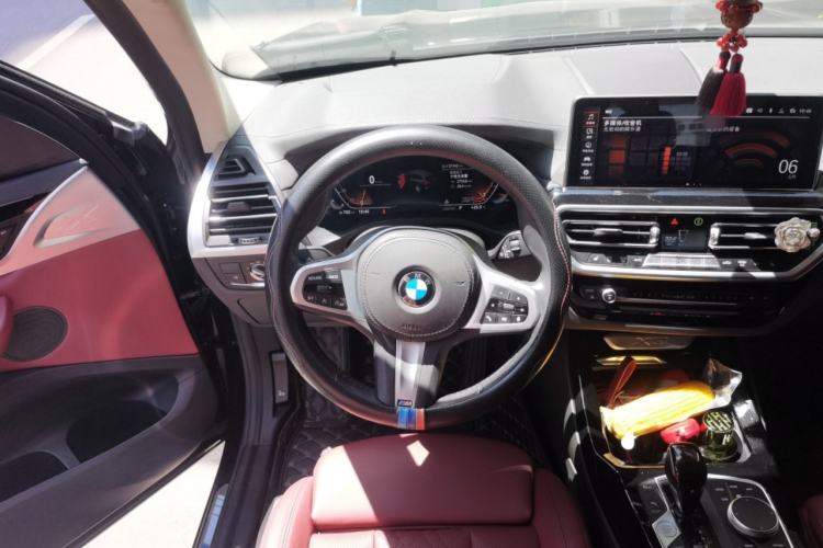 Used BMW X3 2022 xDrive25i M Sport Package Steering Wheel