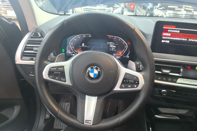 Used BMW X3 2022 xDrive30i Luxury Model M Night Sky Package Steering Wheel