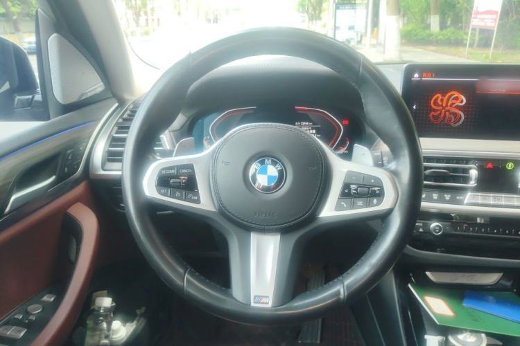 Used BMW X3 2022 Facelift xDrive30i Luxury Edition M Night Edition Package Steering Wheel