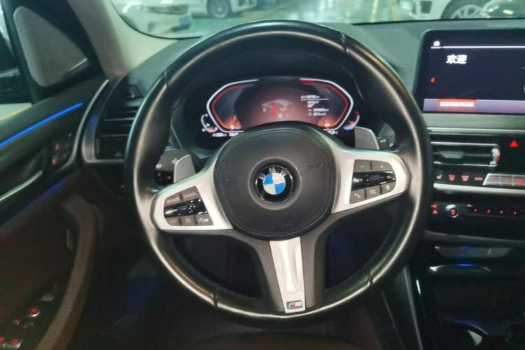 Used BMW X3 2022 xDrive30i Luxury Model M Night Sky Package Steering Wheel