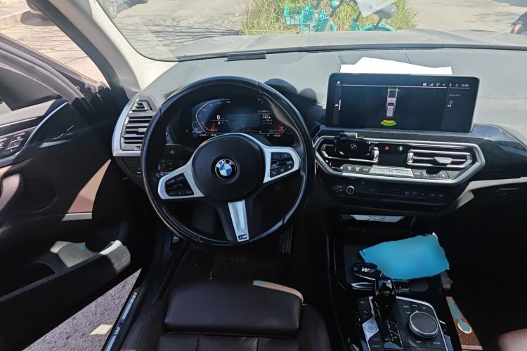 Used BMW X3 2022 xDrive25i M Sport Package Steering Wheel