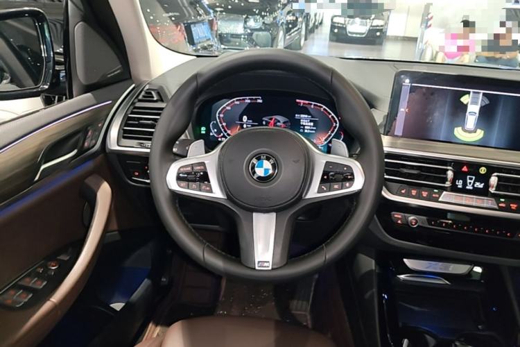 Used BMW X3 2022 xDrive30i Luxury Model M Night Sky Package Steering Wheel