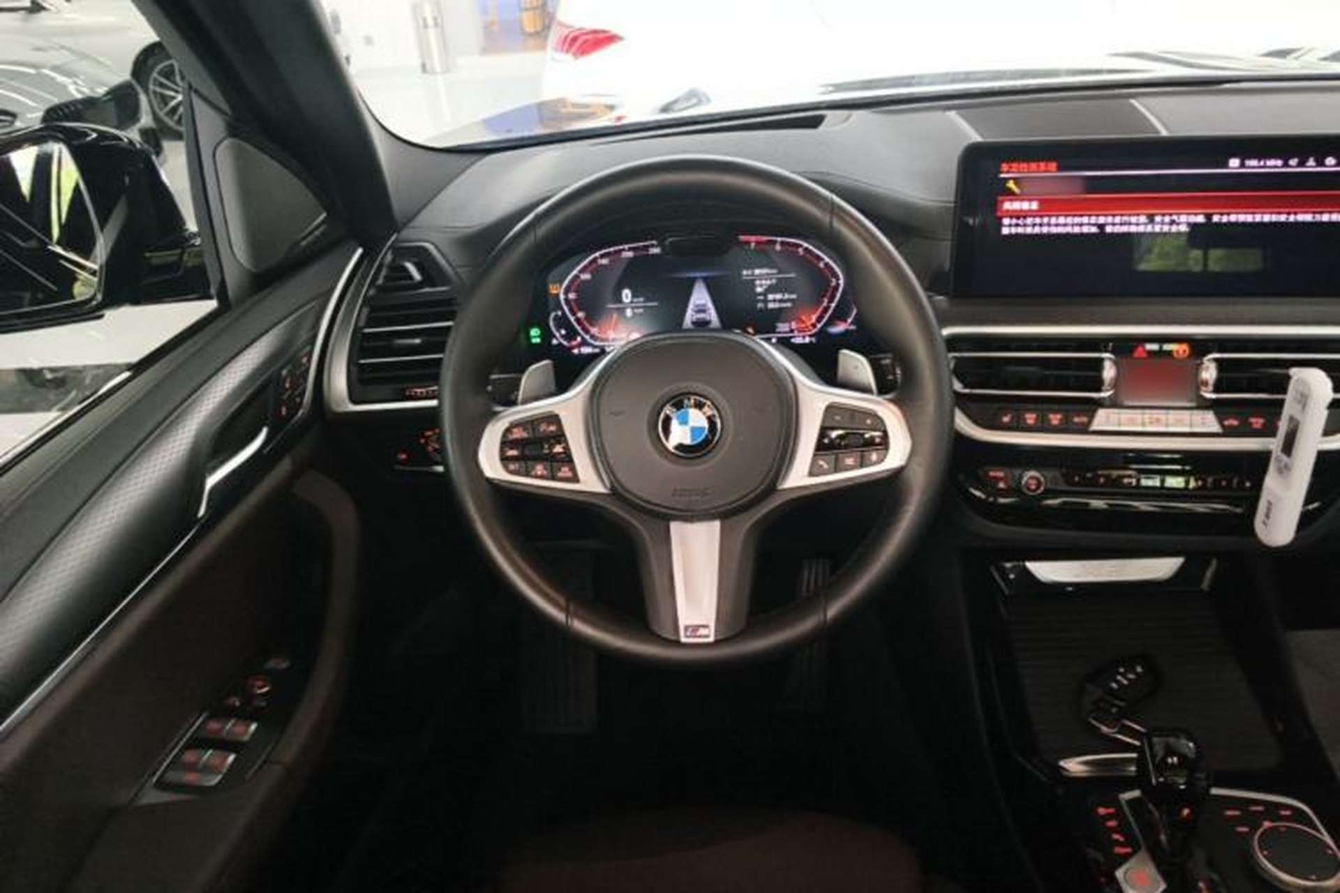 Used BMW X3 2022 xDrive30i Luxury Edition M Night Sky Package Steering Wheel