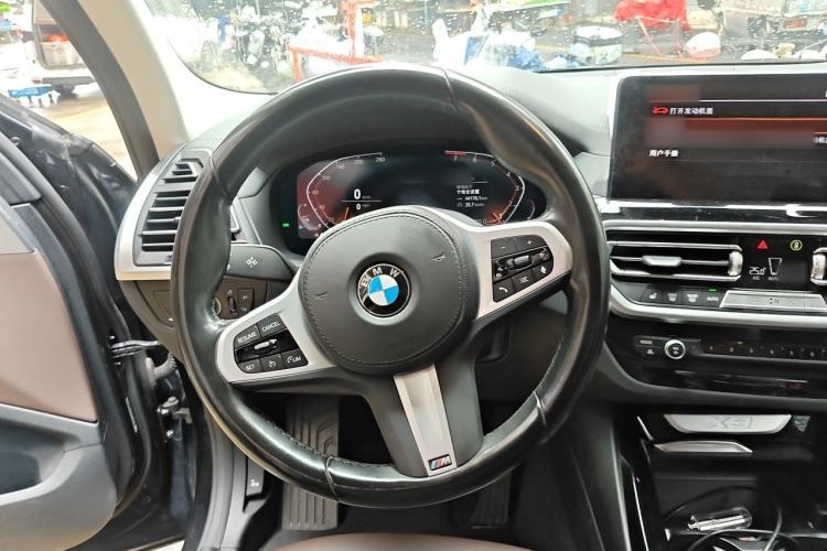 Used BMW X3 2022 xDrive25i M Sport Package Steering Wheel