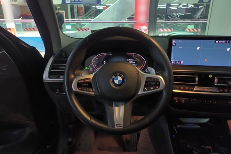 Used BMW X3 2022 Facelift xDrive30i Luxury Edition M Night Edition Package Steering Wheel