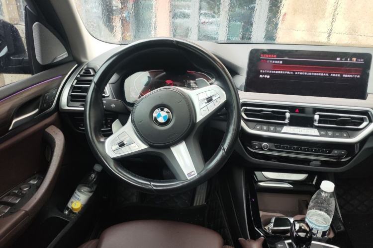 Used BMW X3 2022 Restyled xDrive30i Luxury Edition M Night Sky Package Steering Wheel