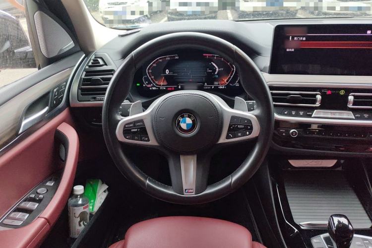 Used BMW X3 2022 xDrive30i Luxury Model M Night Sky Package Steering Wheel