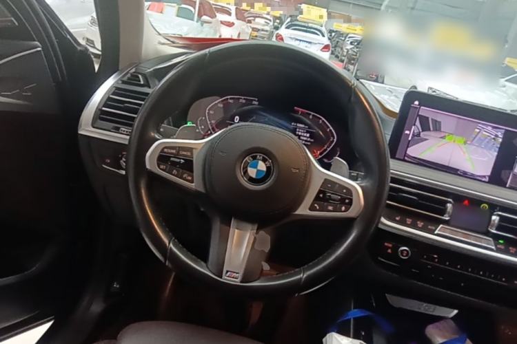 Used BMW X3 2022 xDrive30i Luxury Model M Night Sky Package Steering Wheel
