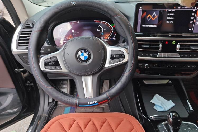 Used BMW X3 2022 Restyled xDrive25i M Sport Package Steering Wheel