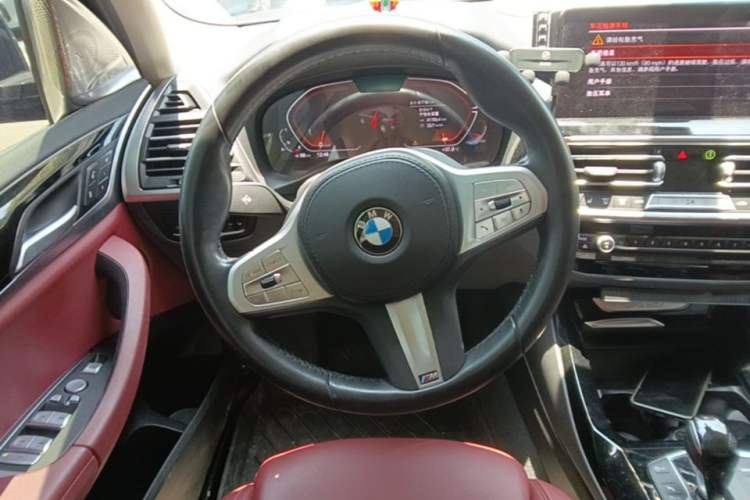 Used BMW X3 2022 xDrive25i M Sport Package Steering Wheel