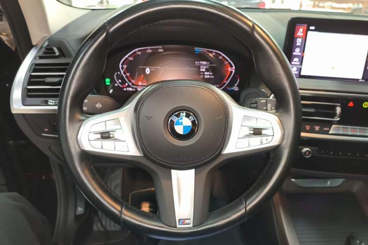 Used BMW X3 2022 Restyled xDrive25i M Sport Package Steering Wheel