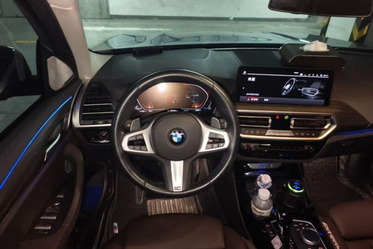 Used BMW X3 2022 xDrive30i Luxury Model M Night Sky Package Steering Wheel