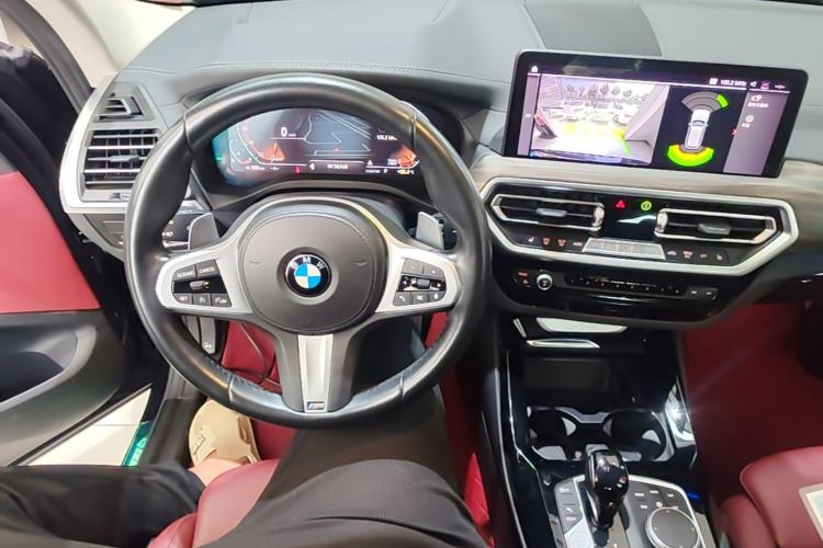 Used BMW X3 2022 xDrive30i Luxury Model M Night Sky Package Steering Wheel