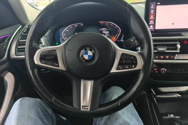 Used BMW X3 2022 xDrive25i M Sport Package Steering Wheel