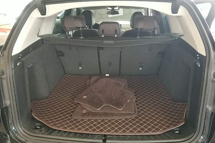 Used BMW X3 2022 xDrive30i Luxury Model M Night Sky Package Trunk