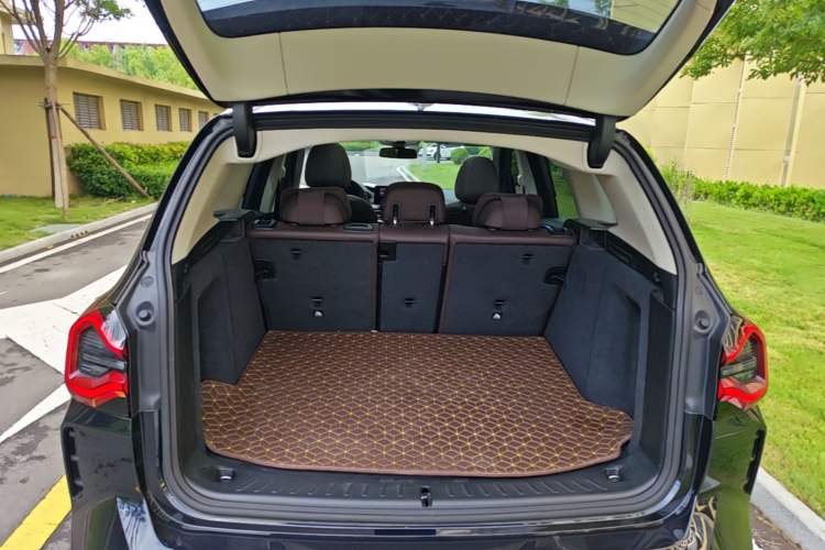 Used BMW X3 2022 Restyled xDrive25i M Sport Package Trunk