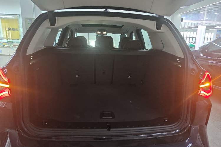 Used BMW X3 2022 xDrive30i Luxury Model M Night Sky Package Trunk