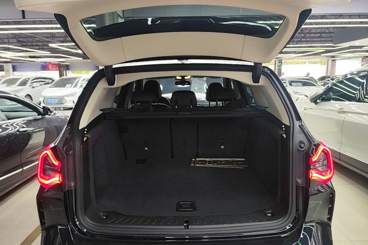 Used BMW X3 2022 xDrive25i M Sport Package Trunk