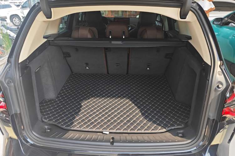 Used BMW X3 2022 Second Facelift xDrive30i Leading Edition M Night Sky Package Trunk