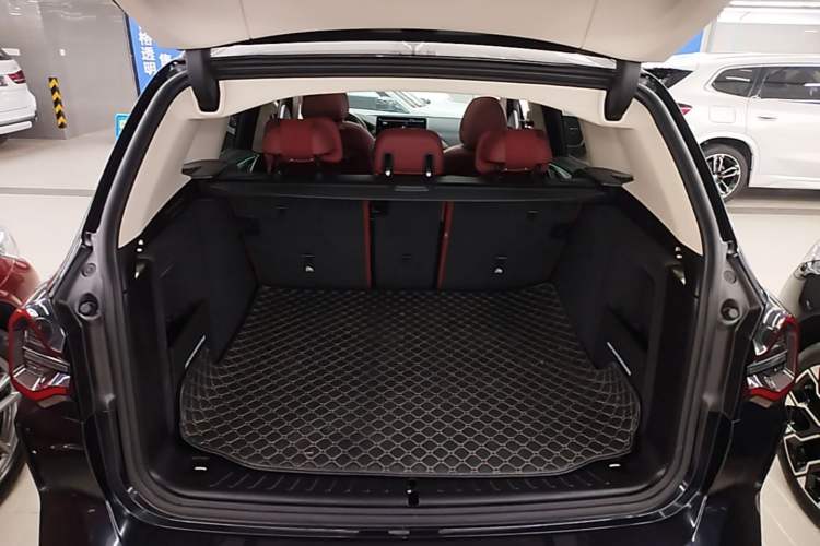 Used BMW X3 2022 Facelift xDrive30i Luxury Edition M Night Edition Package Trunk