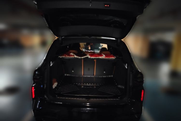 Used BMW X3 2022 M40i Trunk