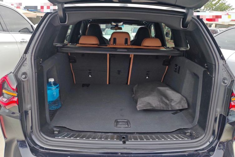 Used BMW X3 2022 M40i Trunk