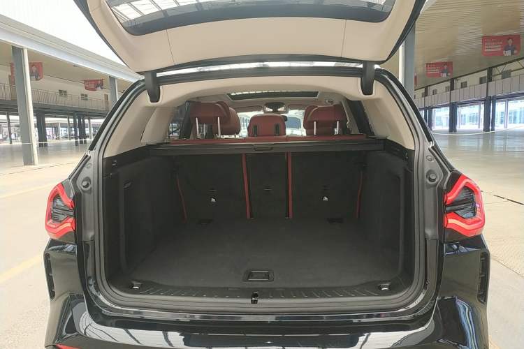 Used BMW X3 2022 Restyled xDrive25i M Sport Package Trunk