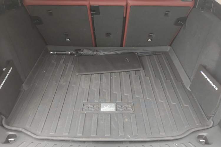 Used BMW X3 2022 Second Facelift xDrive30i Leading Edition M Night Sky Package Trunk