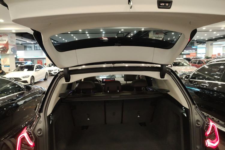 Used BMW X3 2022 xDrive30i Luxury Model M Night Sky Package Trunk