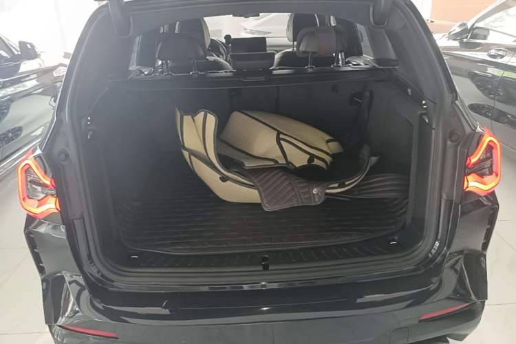 Used BMW X3 2022 Second Facelift xDrive30i Luxury Edition M Night Sky Package Trunk