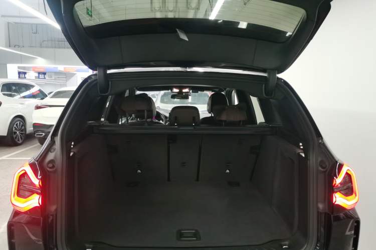 Used BMW X3 2022 xDrive30i Luxury Edition M Night Sky Package Trunk