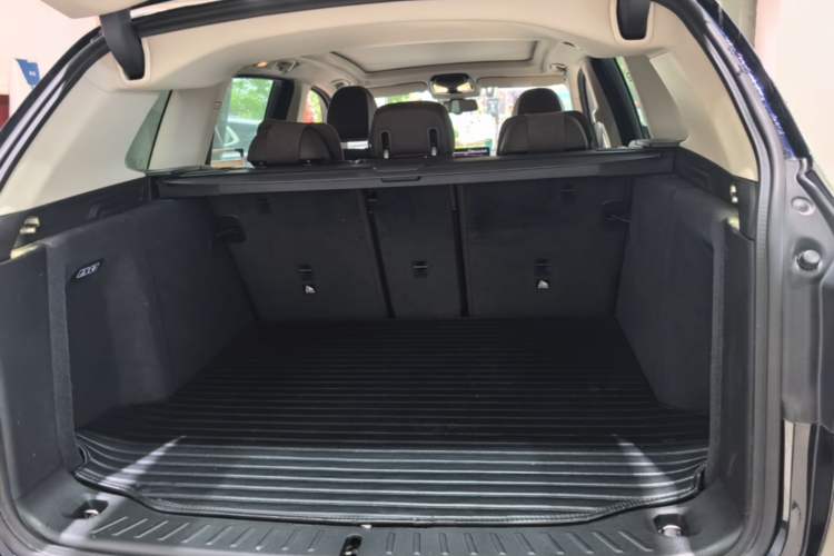 Used BMW X3 2022 xDrive25i M Sport Package Trunk