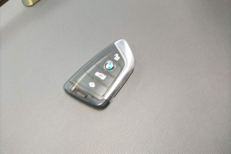Used BMW X3 2022 xDrive25i M Sport Package Vehicle Key