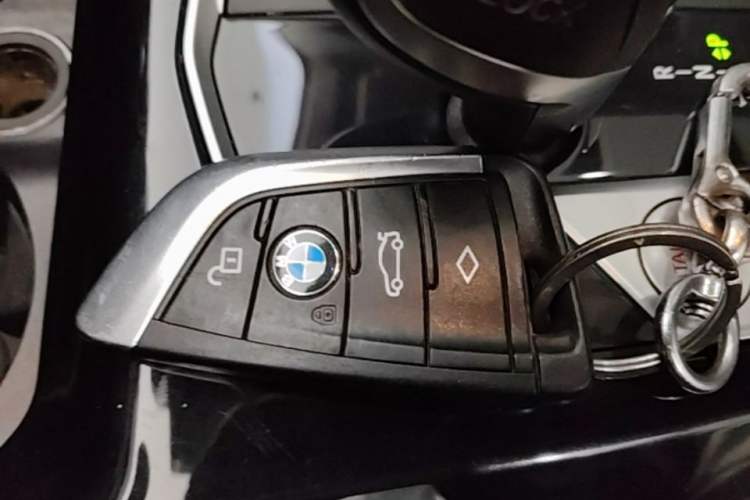 Used BMW X3 2022 xDrive25i M Sport Package Vehicle Key