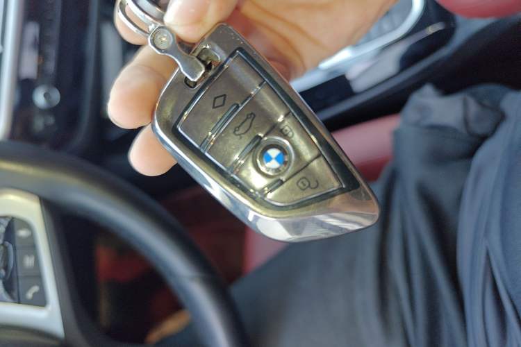 Used BMW X3 2022 xDrive30i Luxury Model M Night Sky Package Vehicle Key