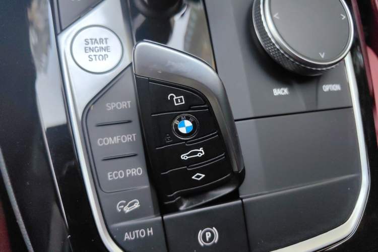 Used BMW X3 2022 Facelift xDrive30i Luxury Edition M Night Edition Package Vehicle Key
