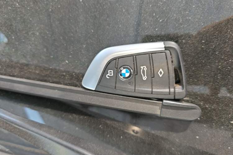 Used BMW X3 2022 xDrive25i M Sport Package Vehicle Key
