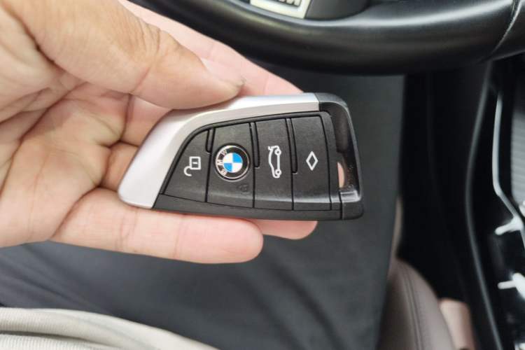 Used BMW X3 2022 xDrive25i M Sport Package Vehicle Key