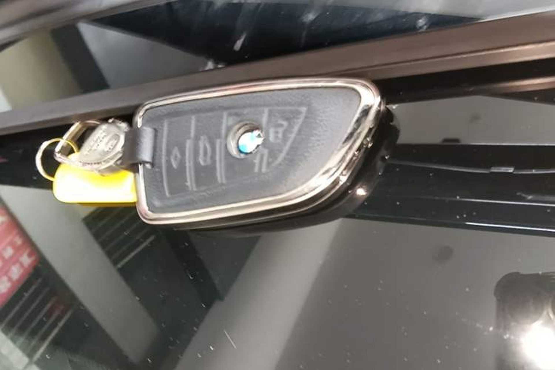 Used BMW X3 2022 Second Facelift xDrive30i Leading Edition M Night Sky Package Vehicle Key