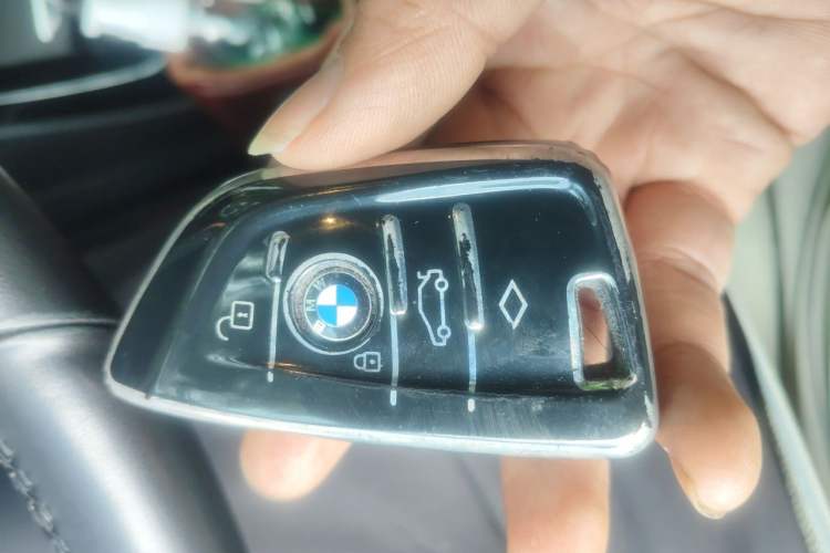 Used BMW X3 2022 Facelift xDrive30i Luxury Edition M Night Edition Package Vehicle Key