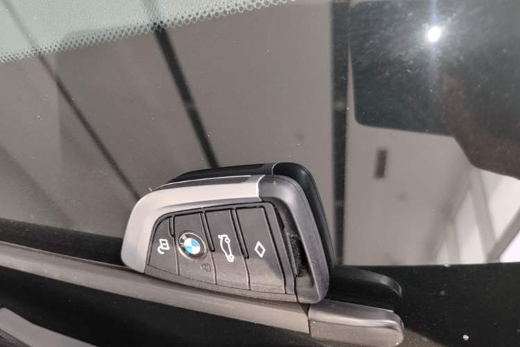 Used BMW X3 2022 xDrive25i M Sport Package Vehicle Key
