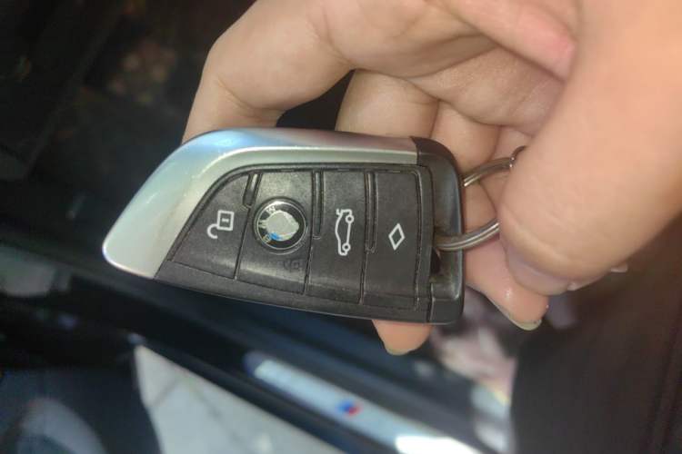 Used BMW X3 2022 Facelift xDrive30i Luxury Edition M Night Edition Package Vehicle Key
