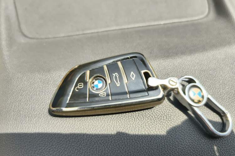 Used BMW X3 2022 xDrive30i Luxury Model M Night Sky Package Vehicle Key
