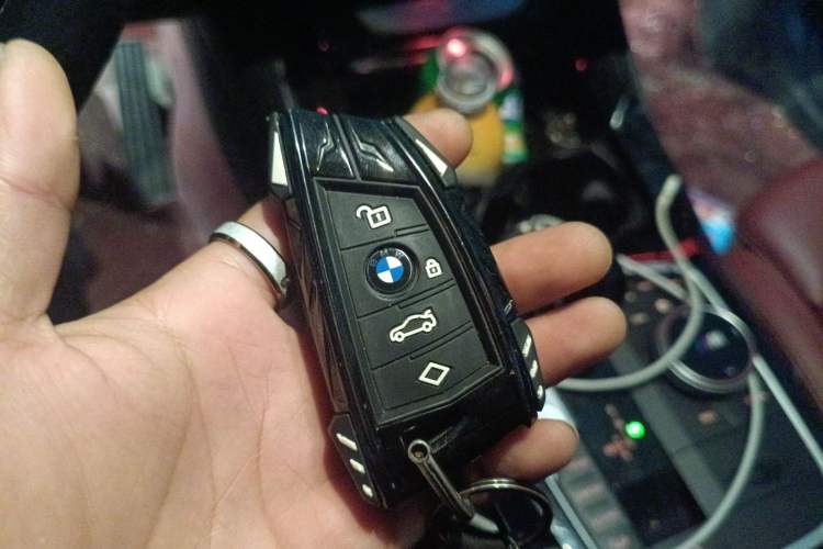 Used BMW X3 2022 xDrive25i M Sport Package Vehicle Key
