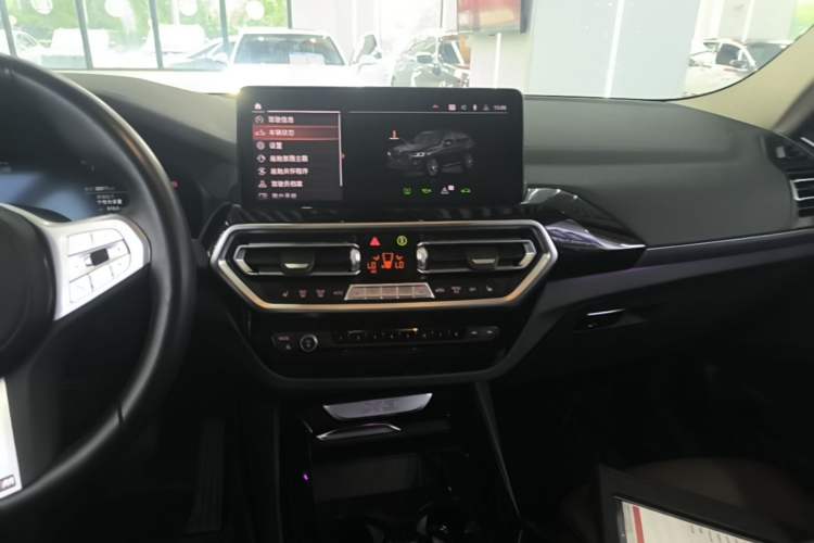 Used BMW X3 2022 Restyled xDrive25i M Sport Package Audio And AC Panel