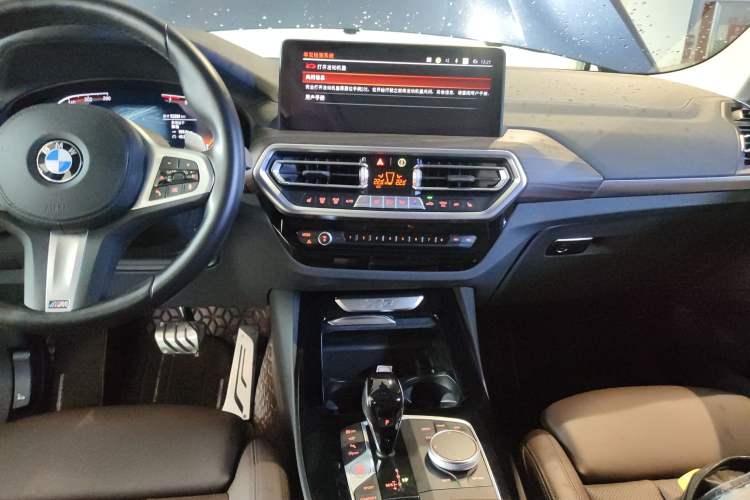 Used BMW X3 2022 Second Facelift xDrive30i Leading Edition M Night Sky Package Audio And AC Panel