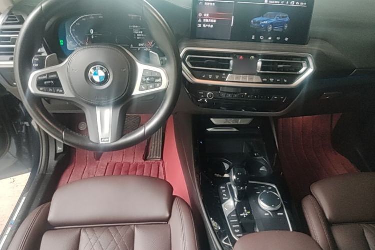 Used BMW X3 2022 xDrive30i Luxury Model M Night Sky Package Center Console