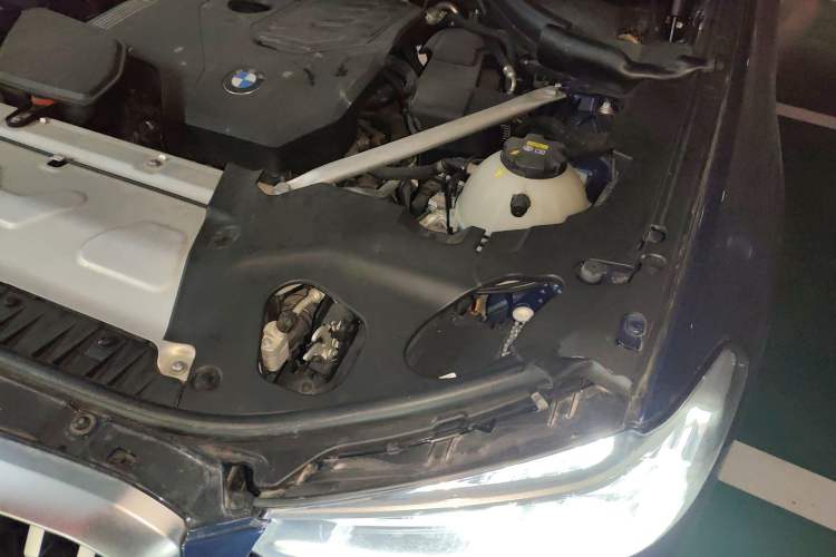 Used BMW X3 2022 xDrive25i M Sport Package Engine Bay Left